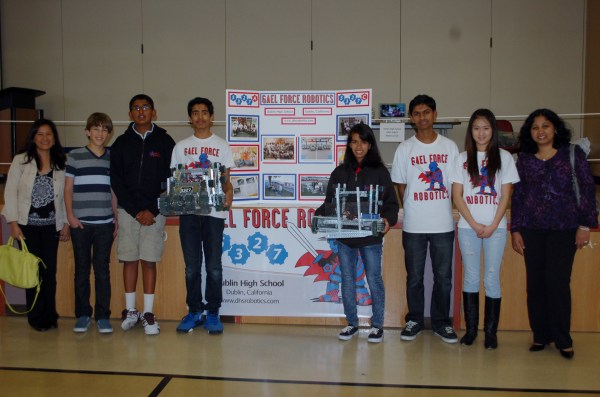 Dublin High School Gaels Robotics Club Volunteers with John Green Elementary School Science Fair Organizers