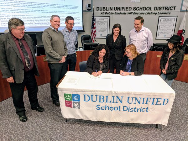 DUSD SCS Agreement Signing